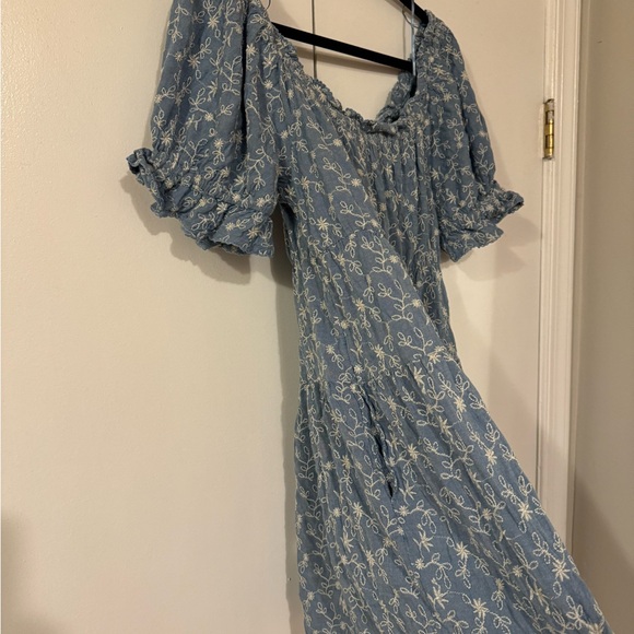 Old navy, L, cotton dress, w/ pockets, only worn once, excellent condition. - Picture 5 of 5